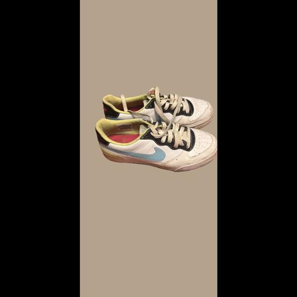 Vintage Nike Air Force 1 - Picture 3 of 4